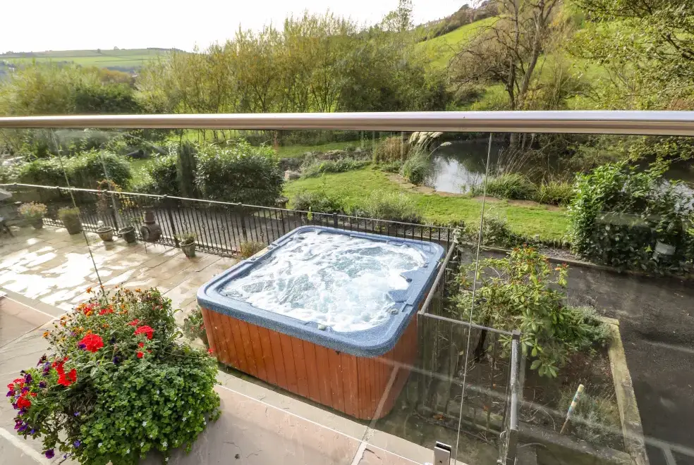 Private Hot Tub at Belvedere Farm