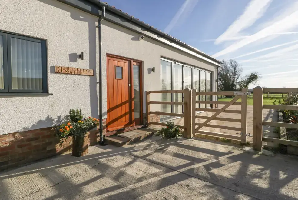Bilsham Meadows, from the outside