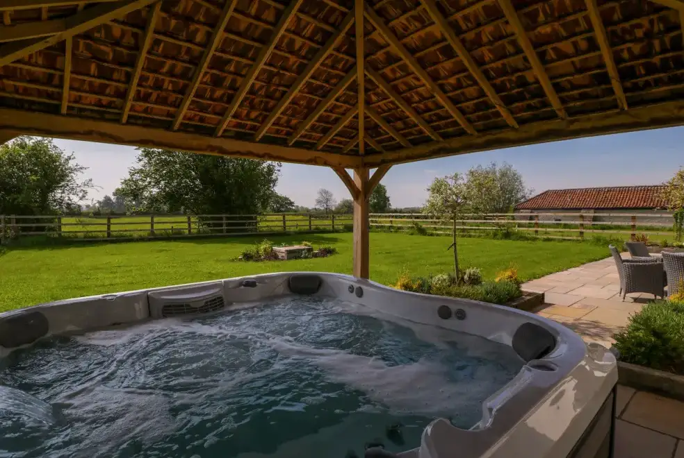 Private Hot Tub at Bilsham Meadows