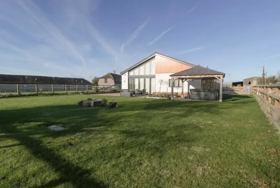 Countryside views at Bilsham Meadows
