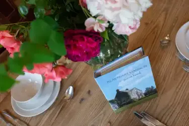 Carmarthenshire  Accommodation with parking 