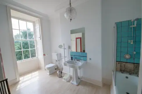 Family bathroom at Blaenpant Mansion, Pembrokeshire