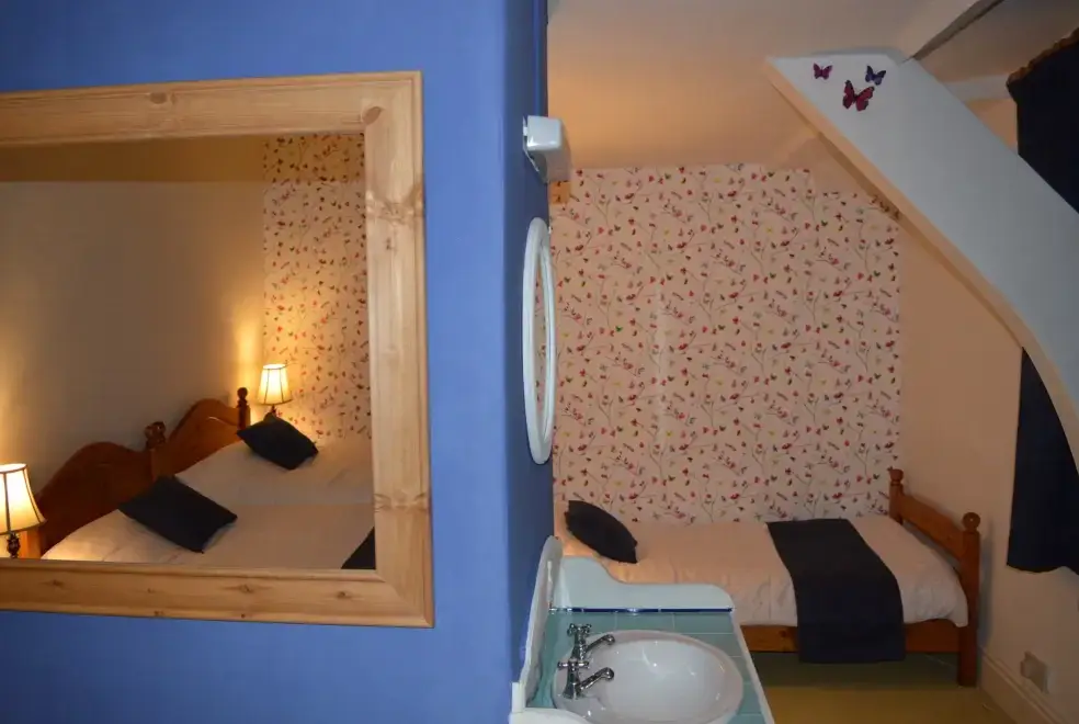 Bedroom at Blaenpant Mansion