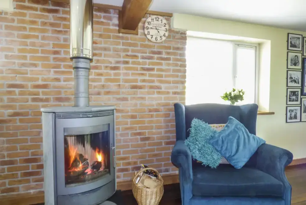 Lounge at Blue Oyster Romantic Retreat