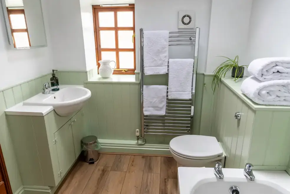 Family bathroom at Bluegate Farm Holiday Cottages