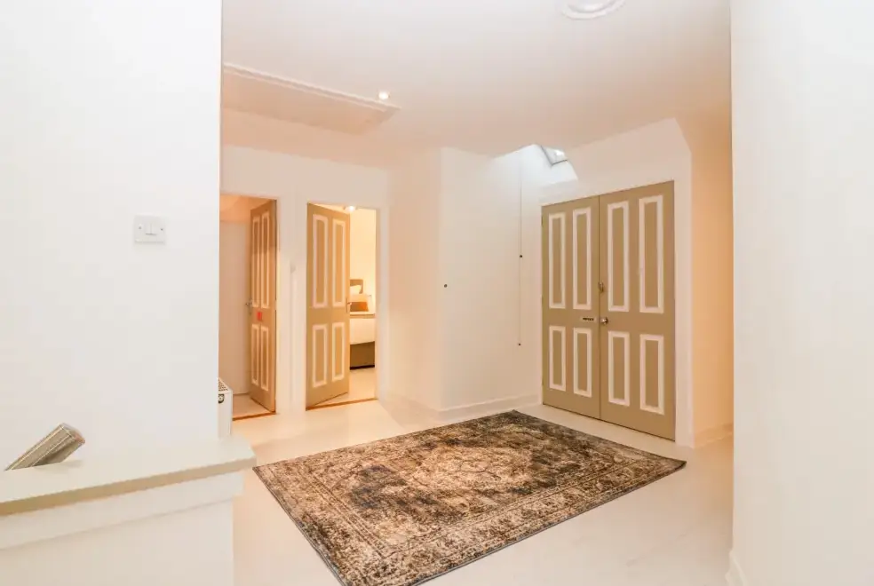 Lounge at Boat House