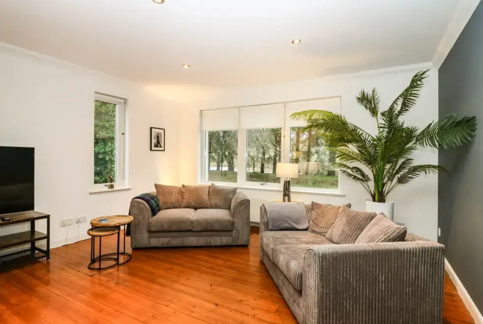 Lounge at Boat House