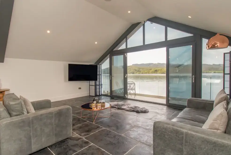 Lake view at Boathouse on the Lake