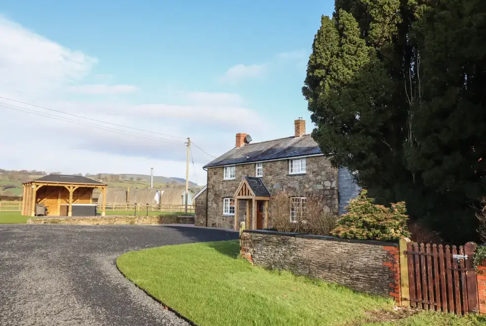 Bodaioch Cottage, from the outside