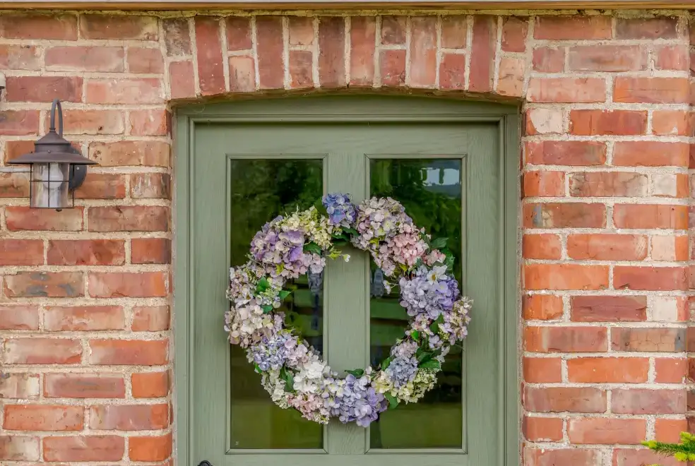 Bousdale, from the outside