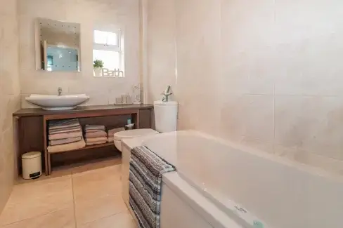 Family bathroom at Bracken Barn Cottage, Northumberland