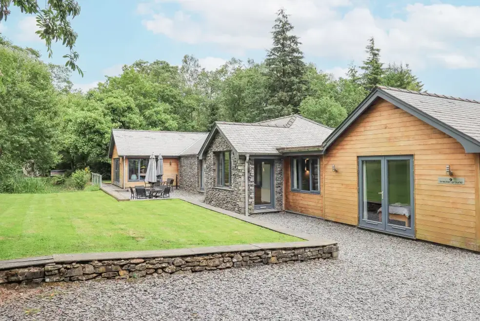 Bracken Ground, from the outside