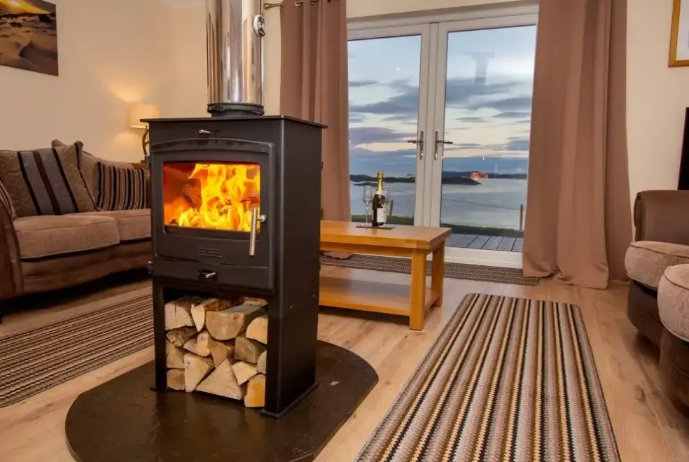 Lounge at Braemore Cottage