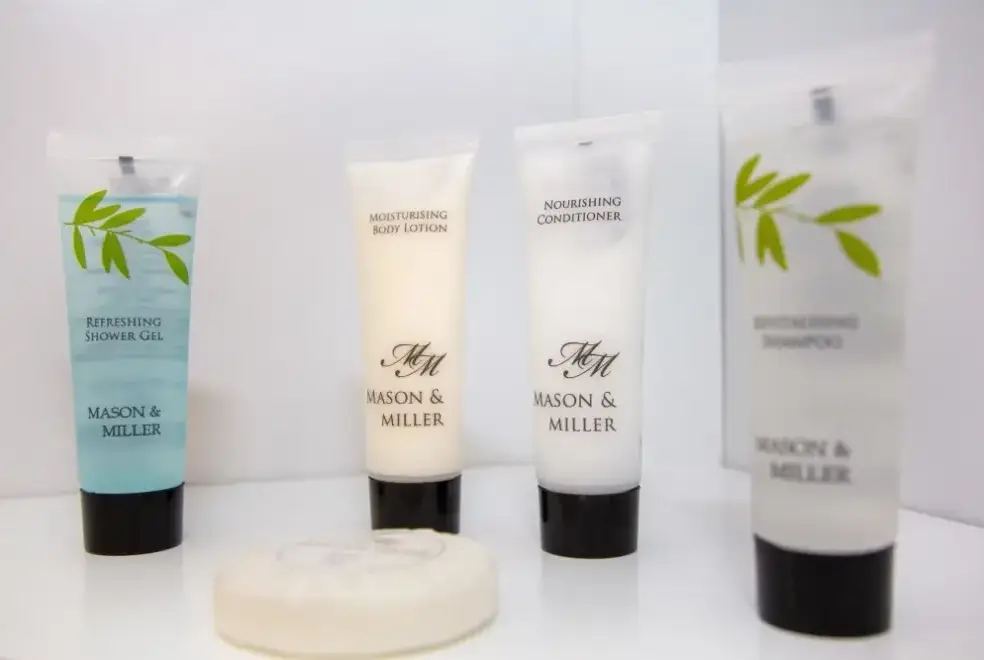 Ensuite bathroom at Braemore Cottage