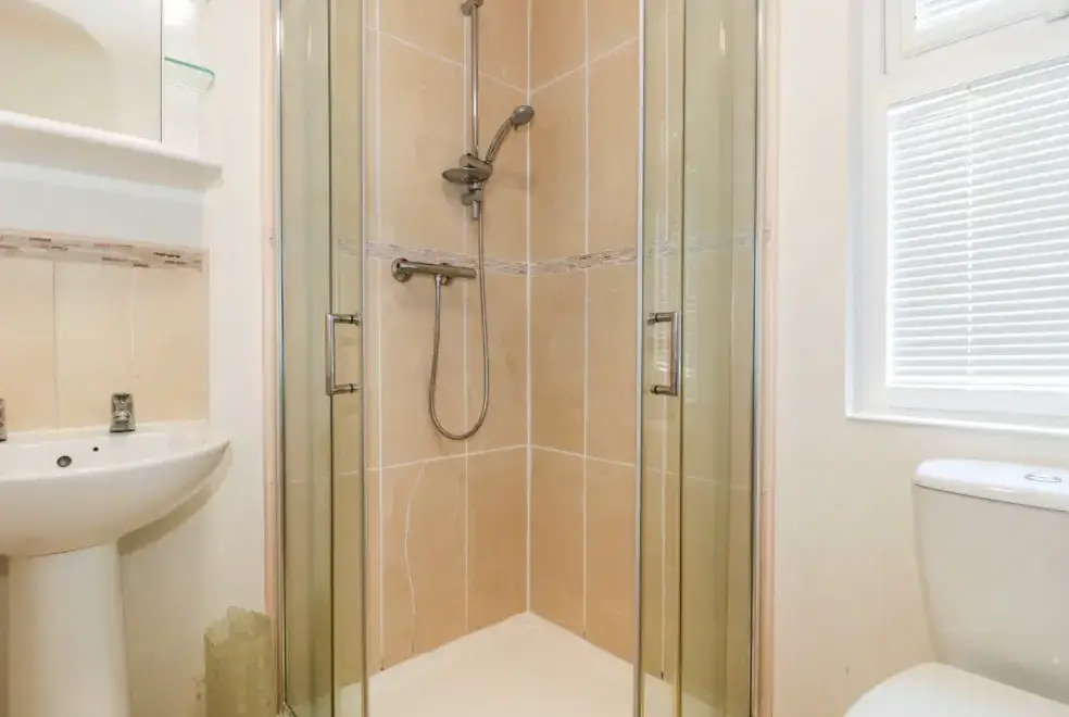 Shower room at Bramley Lodge