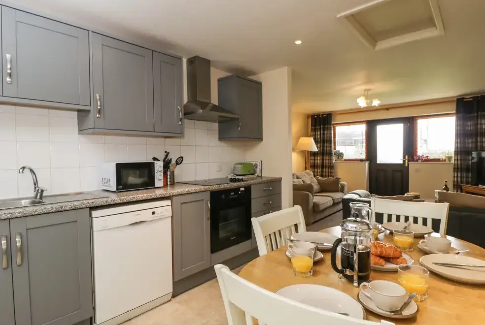 Kitchen/diner at Brindle Cottage