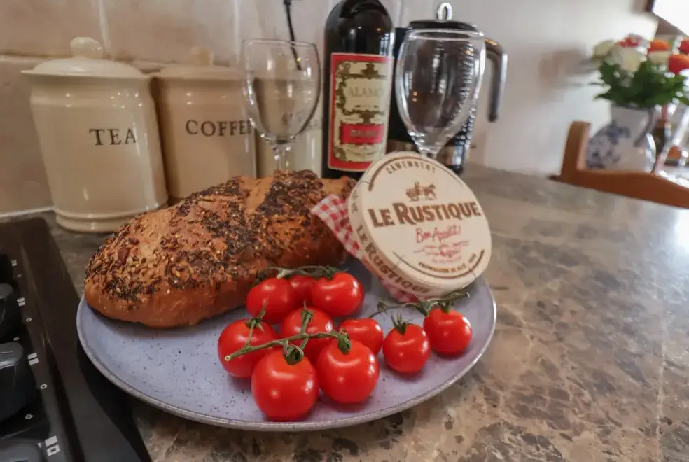 Kitchen/diner at Broadings Cottage at Broadings Farm