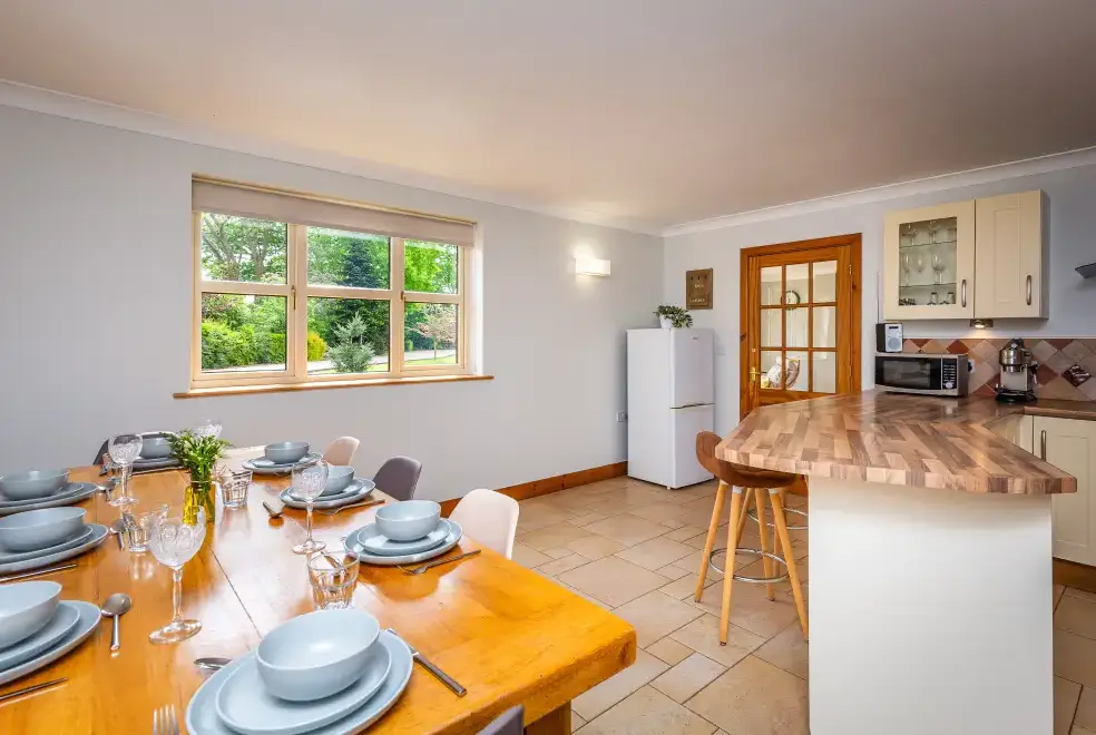 Kitchen/diner at Broadleaf Lodge