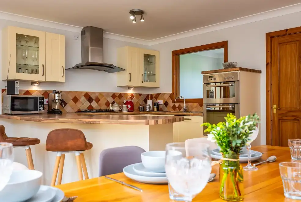 Kitchen/diner at Broadleaf Lodge