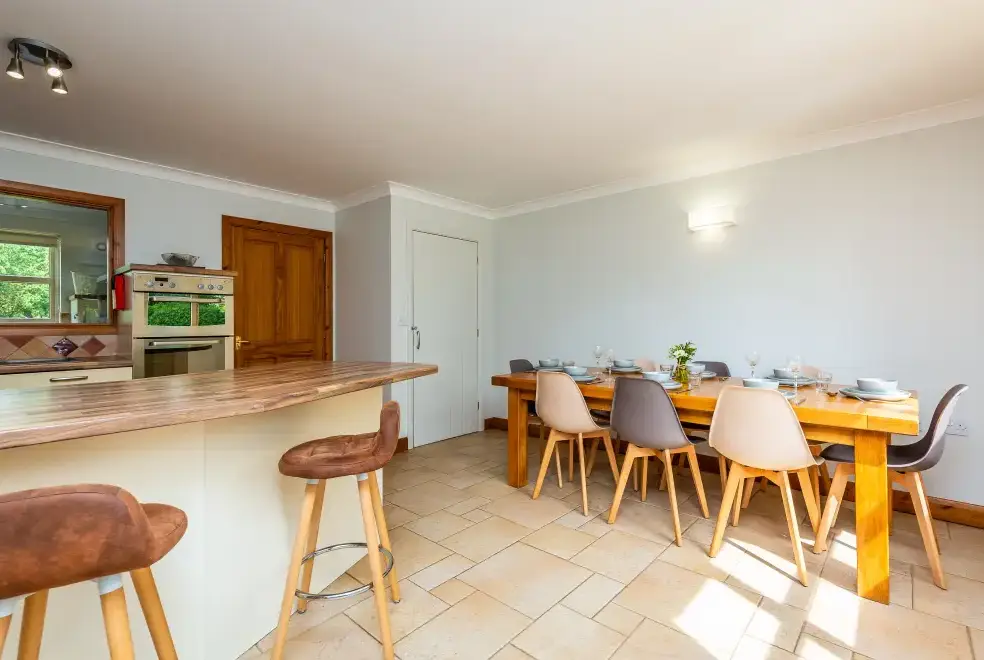 Kitchen/diner at Broadleaf Lodge