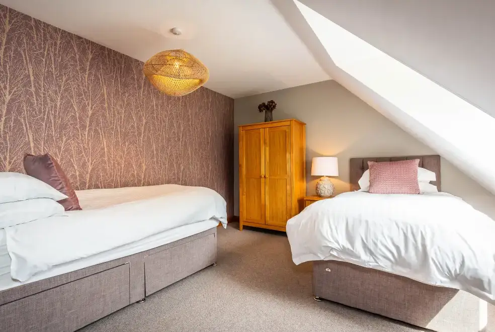 Bedroom at Broadleaf Lodge