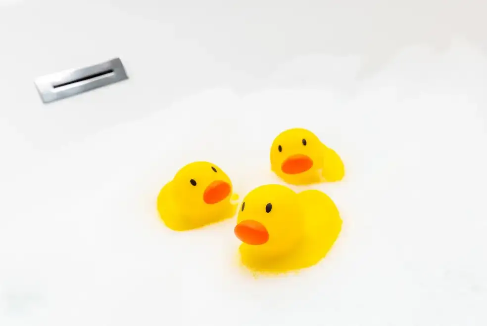 Family bathroom at Broadleaf Lodge
