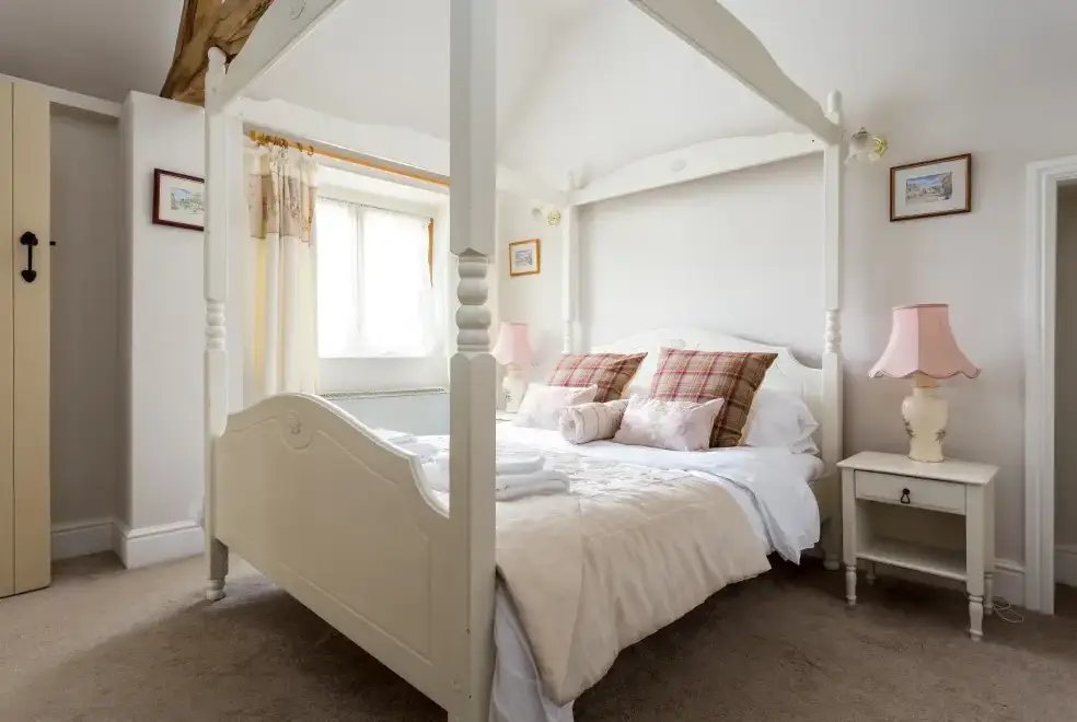 Bedroom at Broadway House