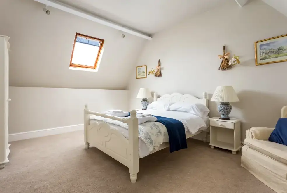 Bedroom at Broadway House