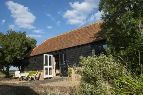 Bromans Barn, secluded cottage self-catering near Colchester Essex
