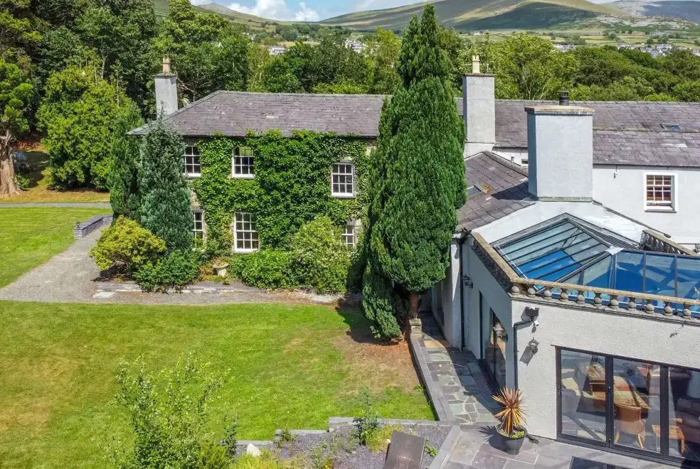 Bryn Derwen, from the outside