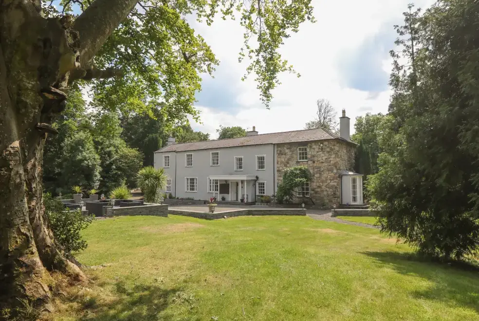 Bryn Derwen, from the outside