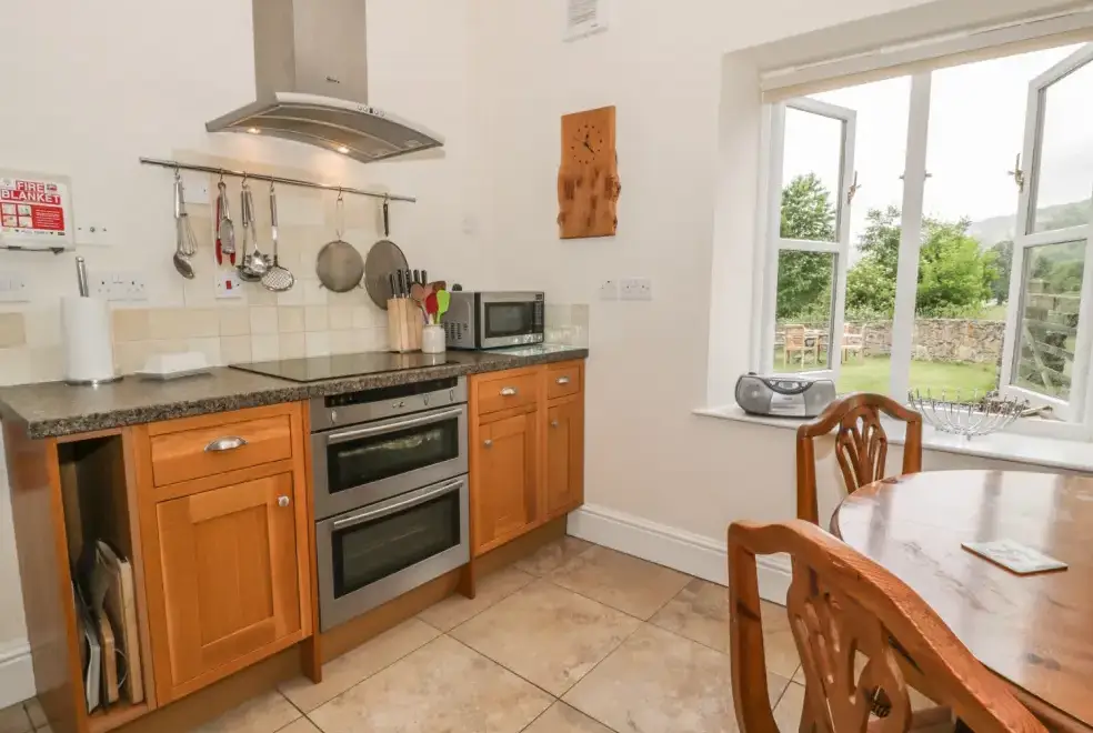 Kitchen/diner at Bryn Howell Holiday Barn
