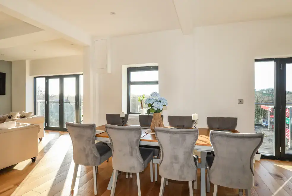  at Bryn Min Manton Penthouse