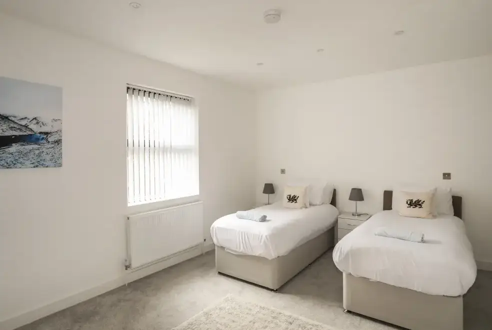  at Bryn Min Manton Penthouse