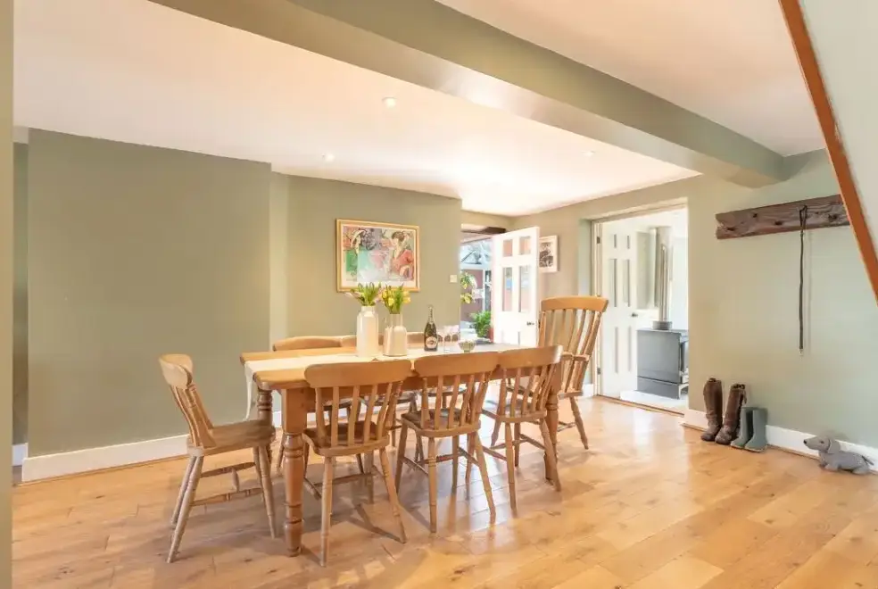 Dining room at Bucknowle Lodge