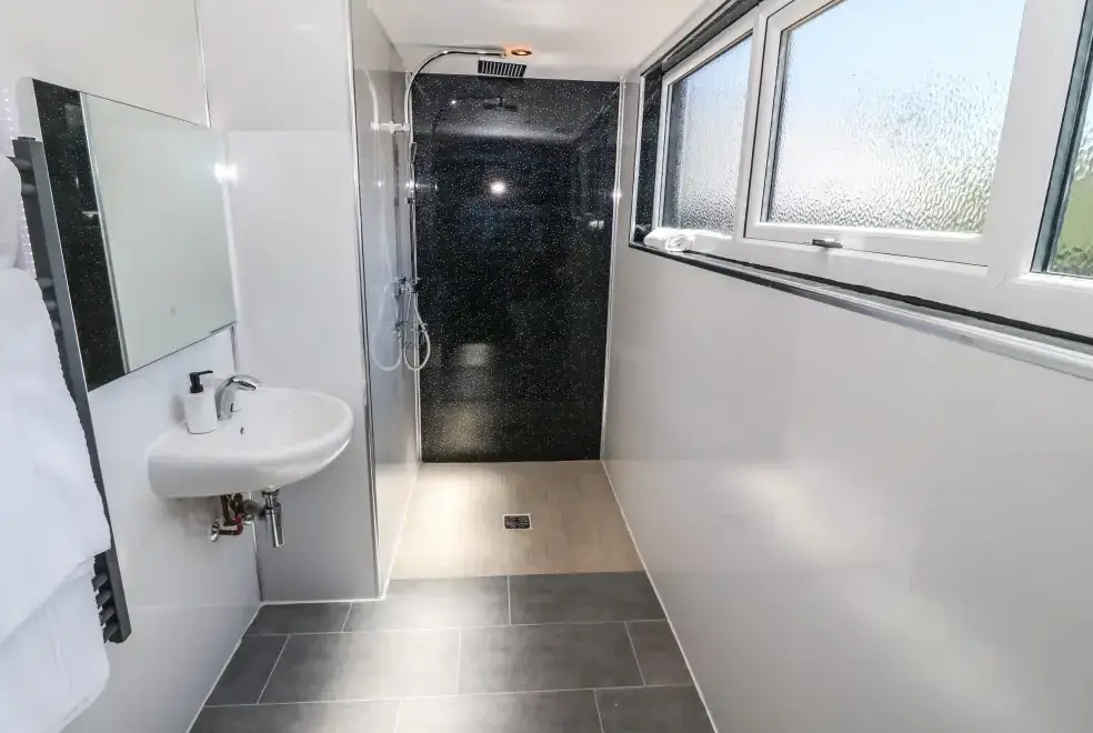 Shower room at Bwthyn Y Bugail (Shepherd's Cottage