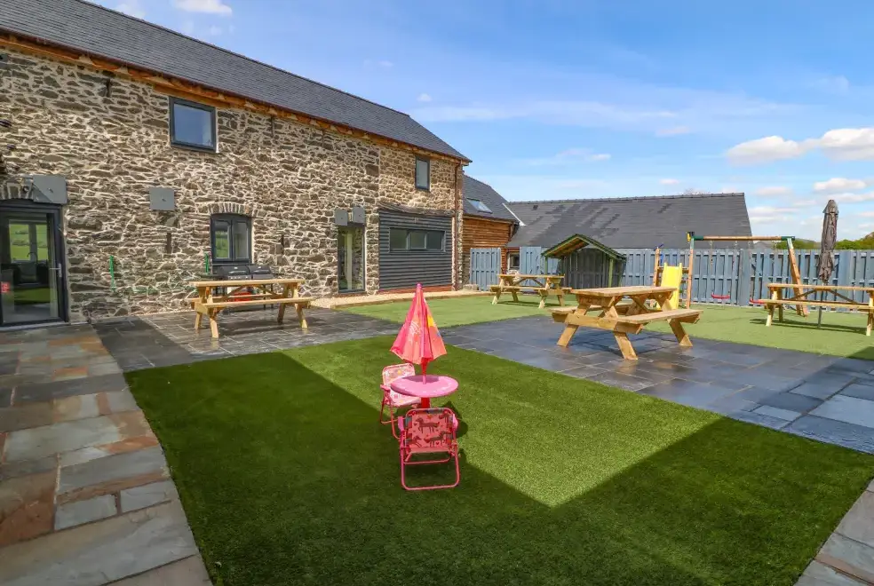 Enclosed garden at Bwthyn Y Bugail (Shepherd's Cottage