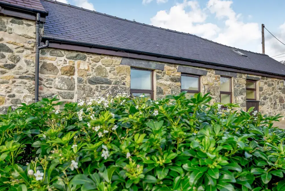 Surrounding area near Bwythyn-y-Saer