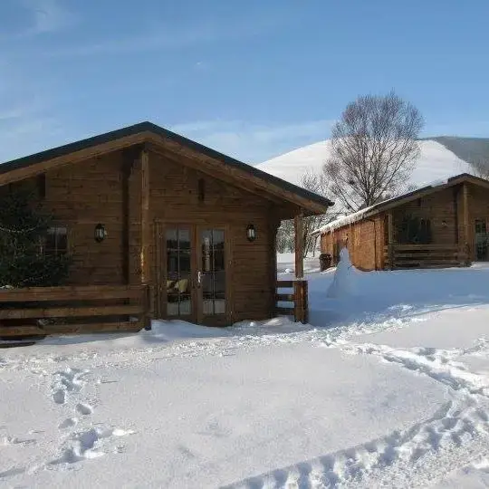 Caban Iwrch with all weather Hot tub, from the outside