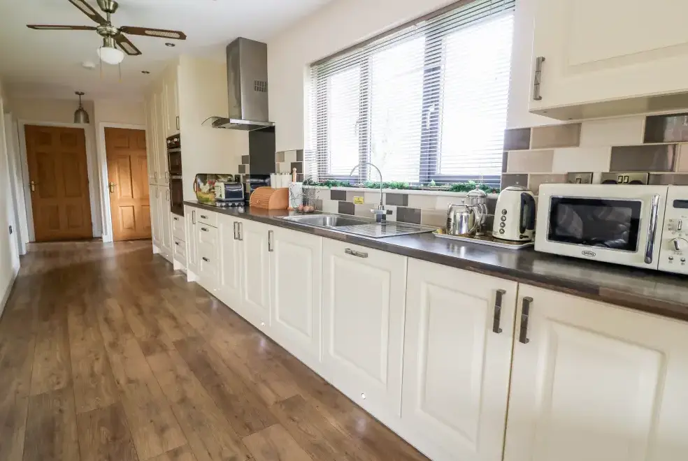 Kitchen/diner at Caban Nant Ddu