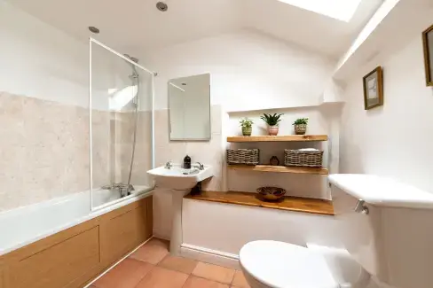Family bathroom at Cae Madog Barn, Powys
