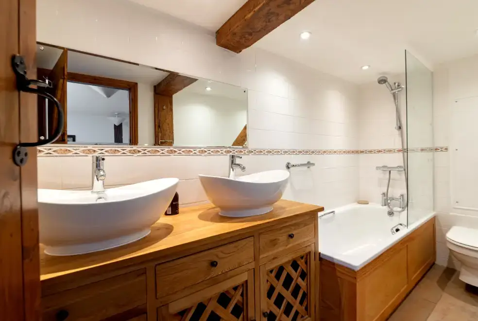 Ensuite bathroom at Cae Madog Barn