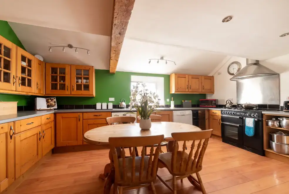 Farmhouse style kitchen at Cae Madog Barn