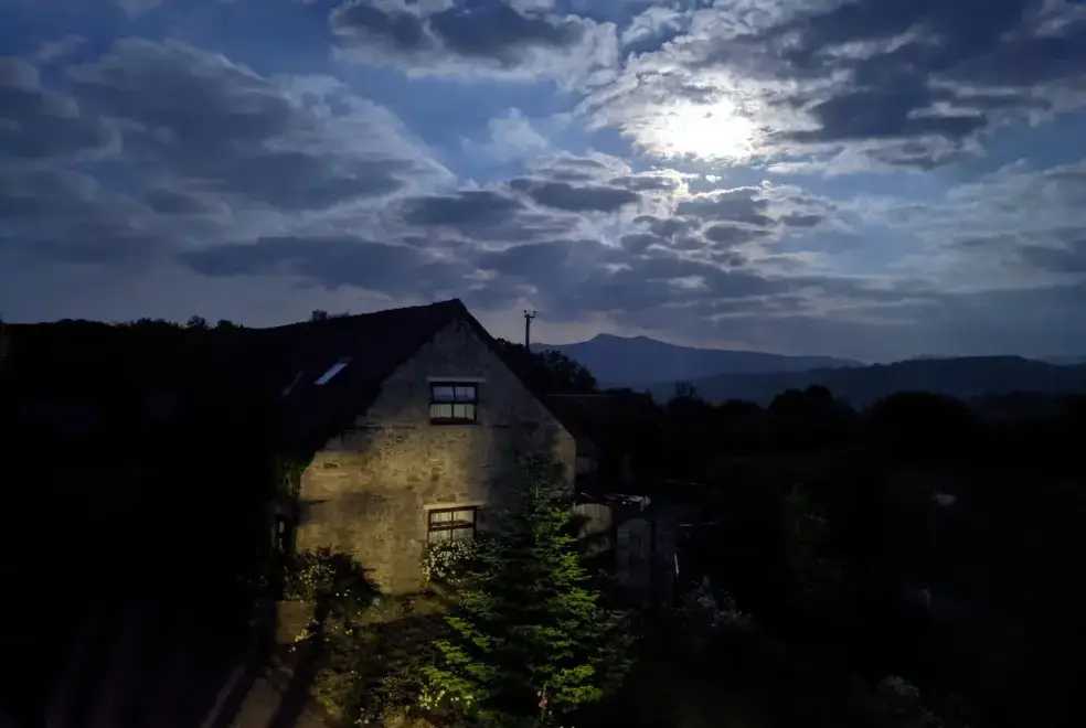 Countryside views at Caecrwn