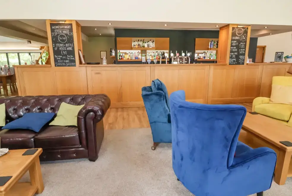 Lounge at Callow Lodge 22