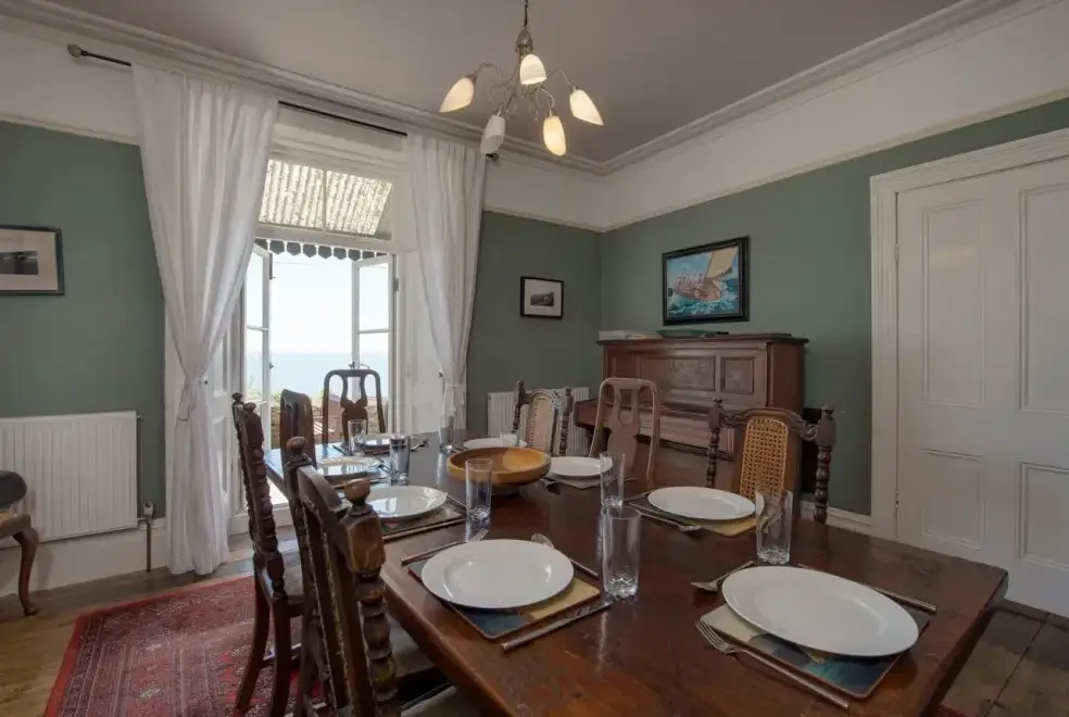 Dining room at Captains House
