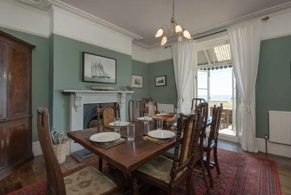 Dining room at Captains House