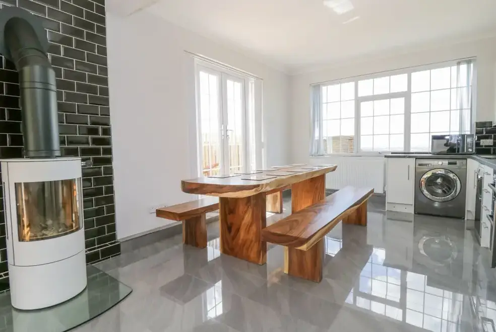 Kitchen/diner at Castle Top Retreat