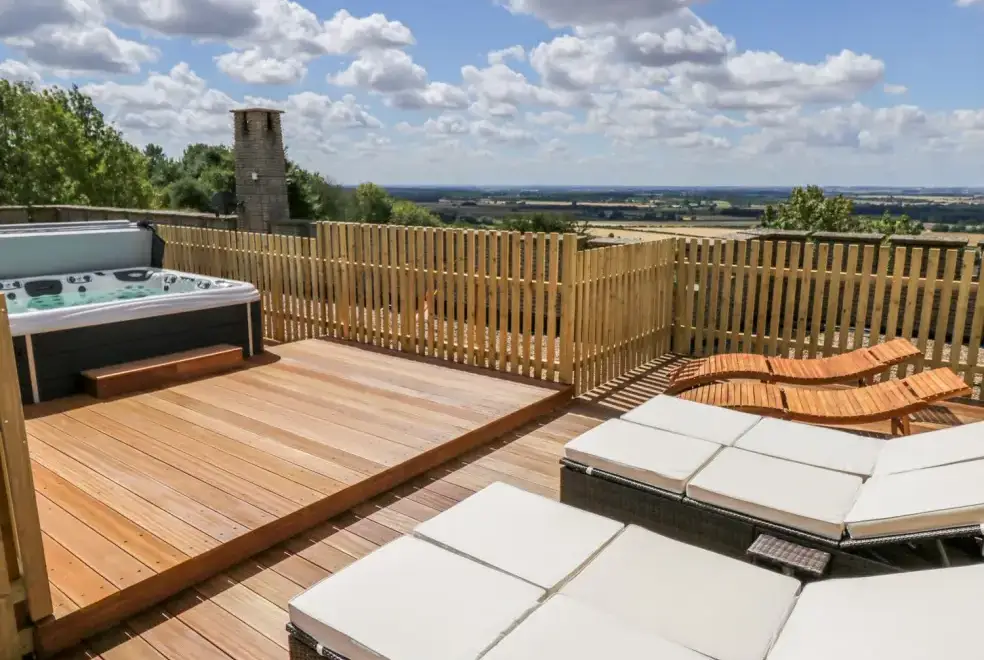 Decked area at Castle Top Retreat