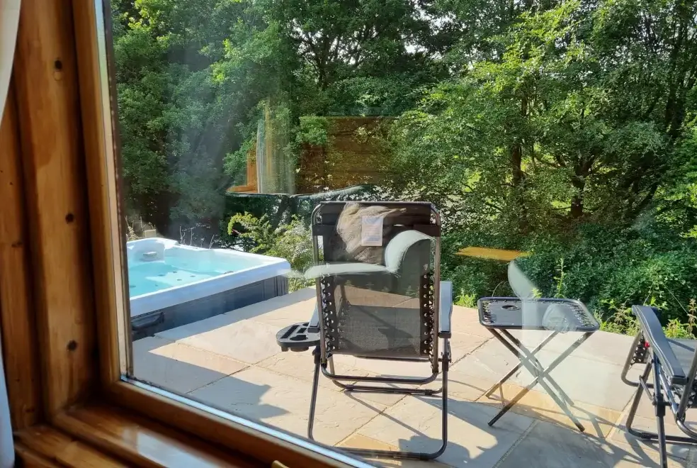 Private Hot Tub at Cefn-nant Lodge